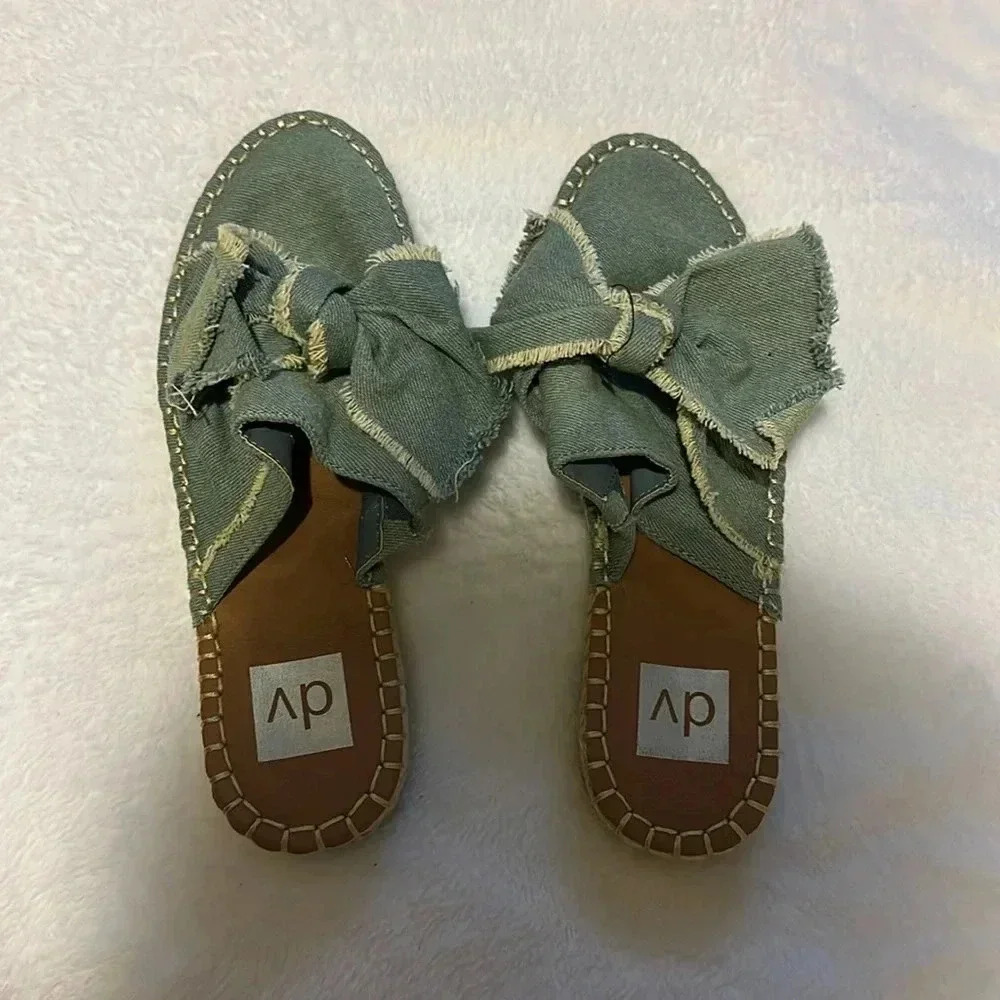 Denim Dv Women’s Sandals size 8